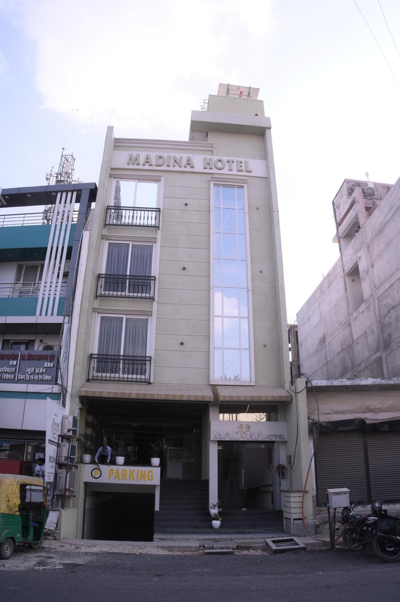 Madina Hotel Prayagraj Exterior photo